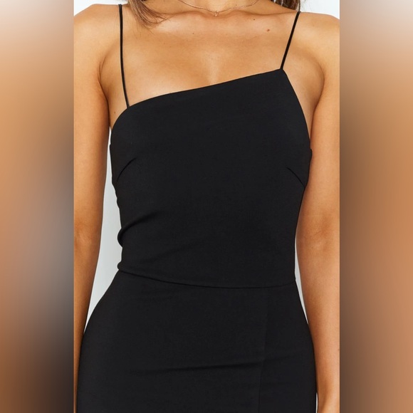 Beginning Boutique Black Asymmetrical Bodycon Dress (medium) - Picture 2 of 7